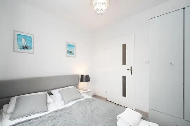 Totu Baltic - Korzeniowskiego 28 Brzezno Gdansk